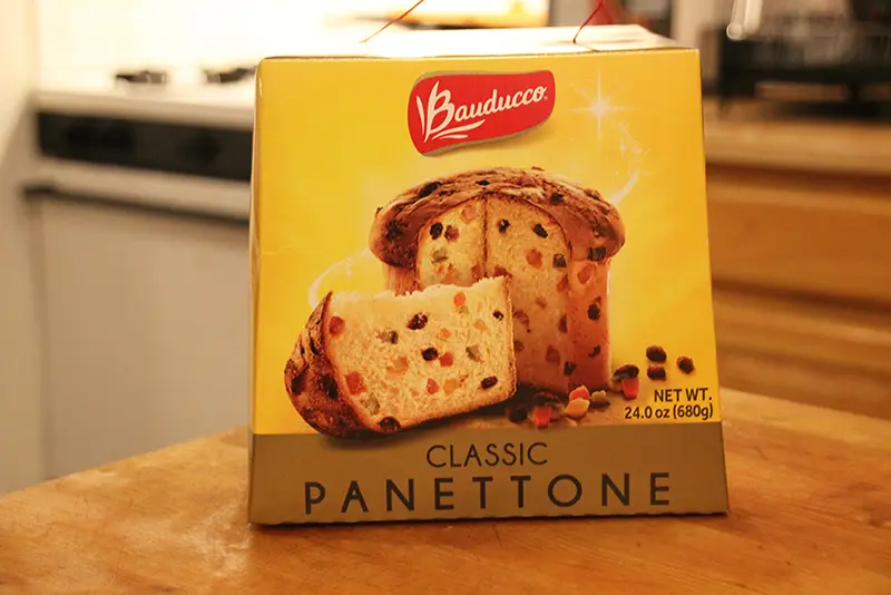 Bauducco panettone in a yellow box